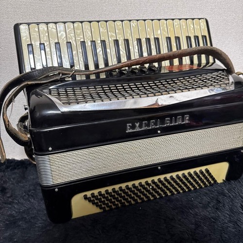 Excelsior model 400 - 400, accordion