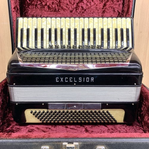 Excelsior 315 accordion - 315, 41/120