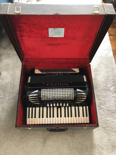 Excelsior excelsiola accordion