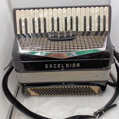 Excelsior mod 302 accordion - 302, w/